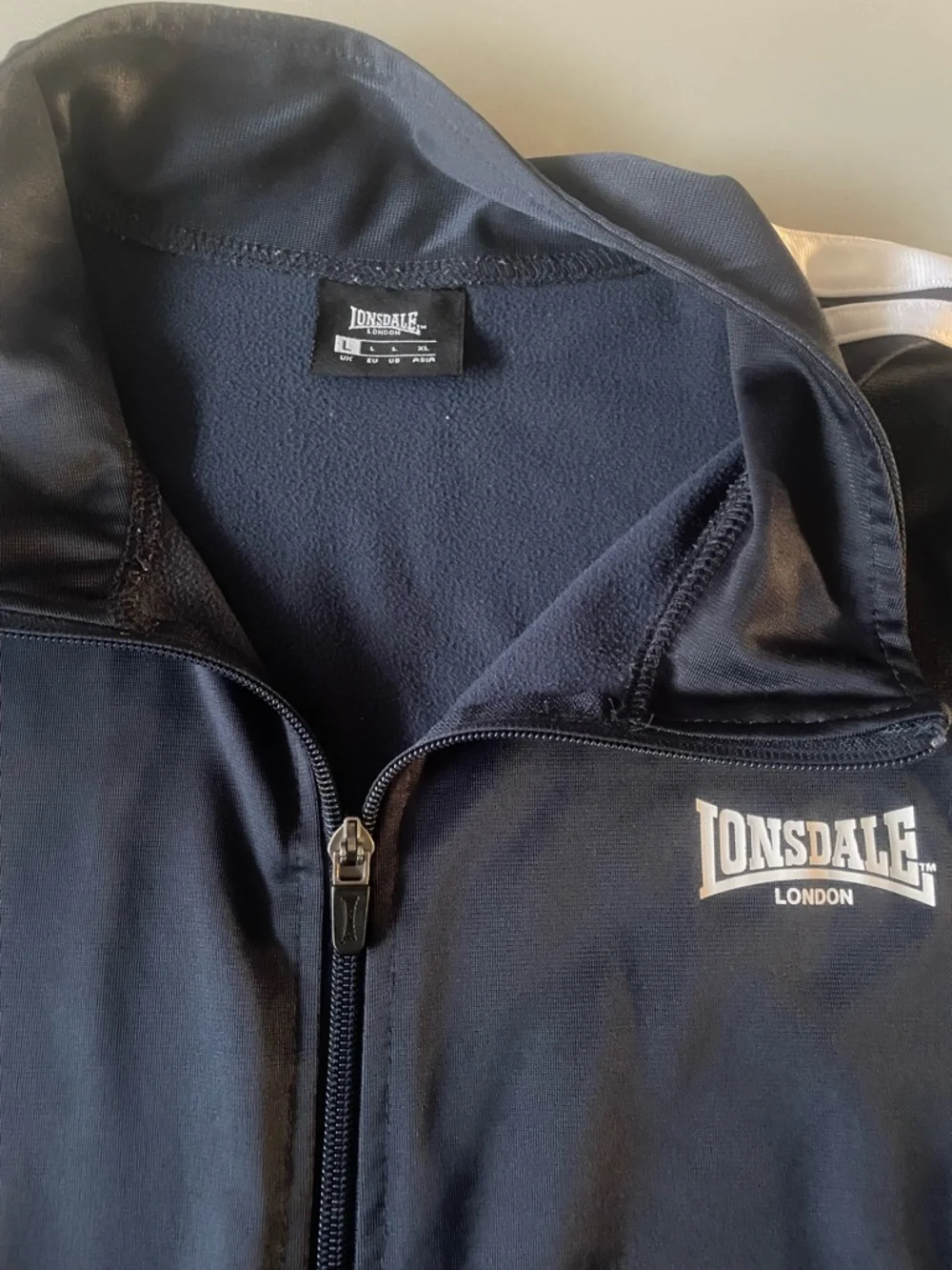 Lonsdale Men's Navy Track Jacket Size Large - Picture 3 of 6